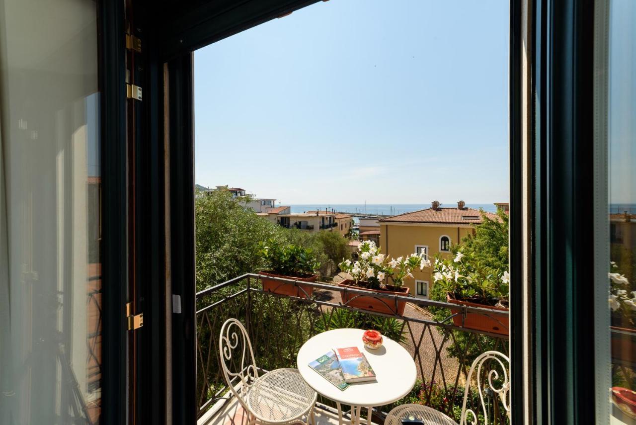 La Casa Di Paolo Casa Di Charme Hotel Marina di Camerota Exterior photo